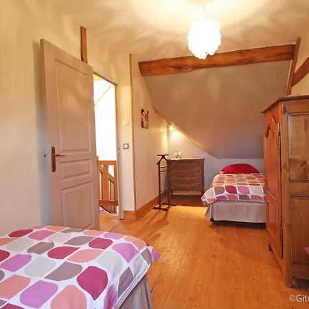 Летний дом Maison De Caractere A Avec Cheminee Et Animaux Acceptes - Fr-1-497-19